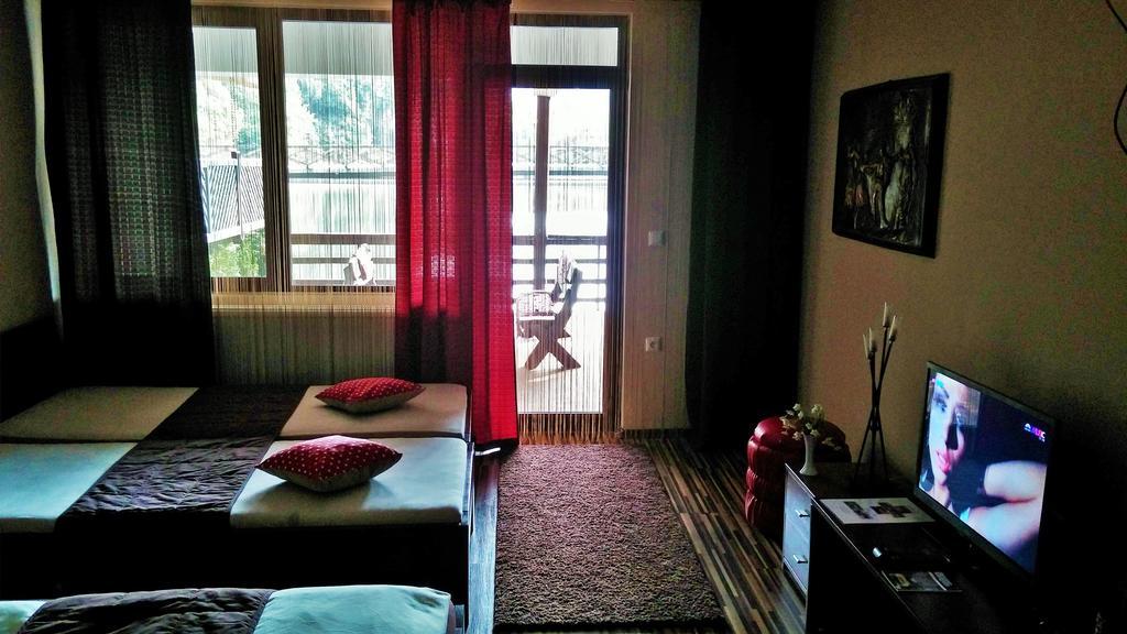 Pansion River SJJ Kamer foto