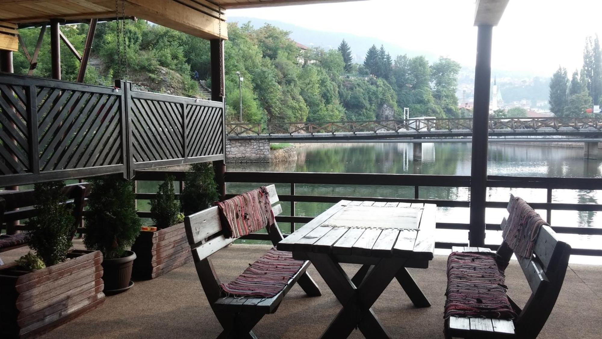 Pansion River SJJ Kamer foto