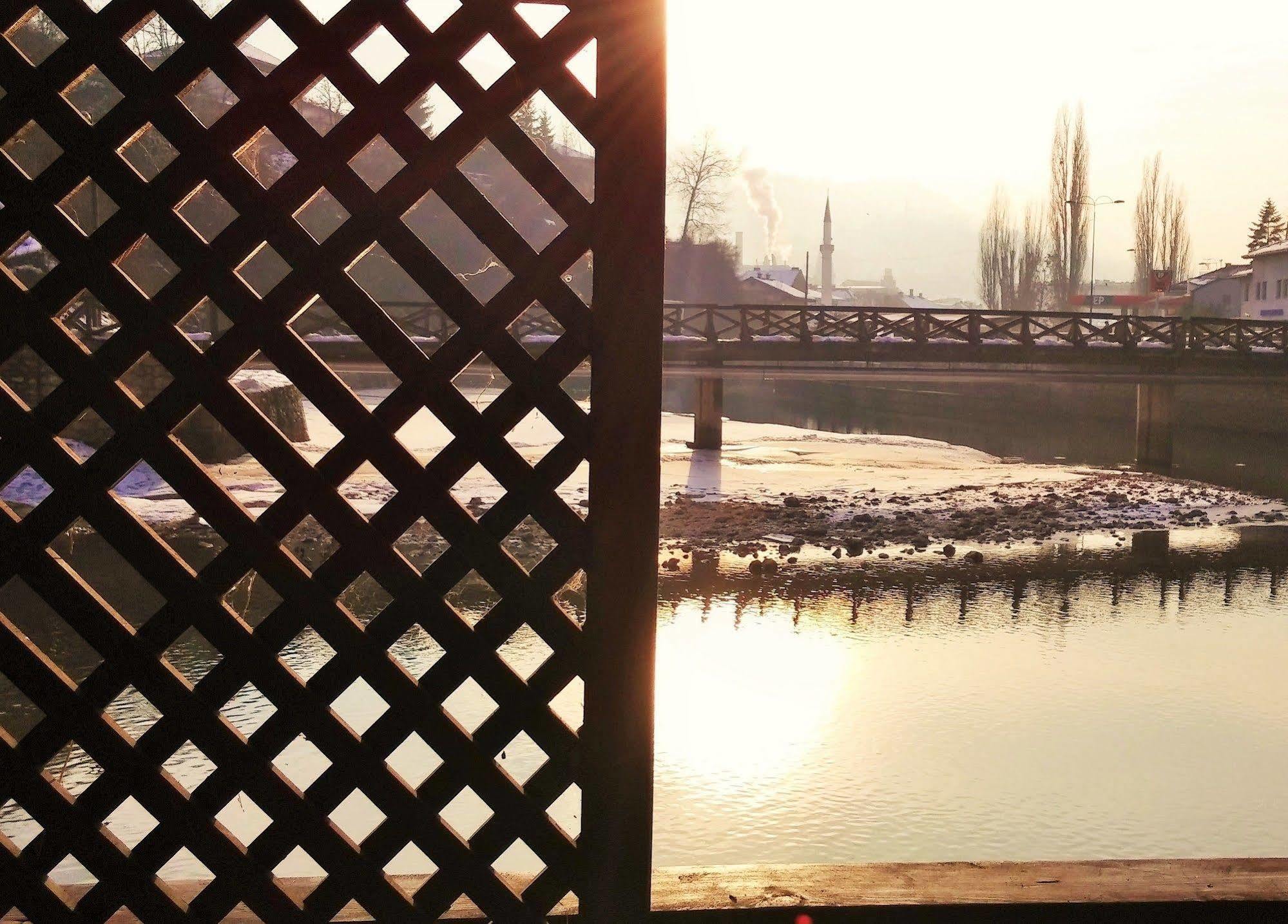 Pansion River SJJ Buitenkant foto